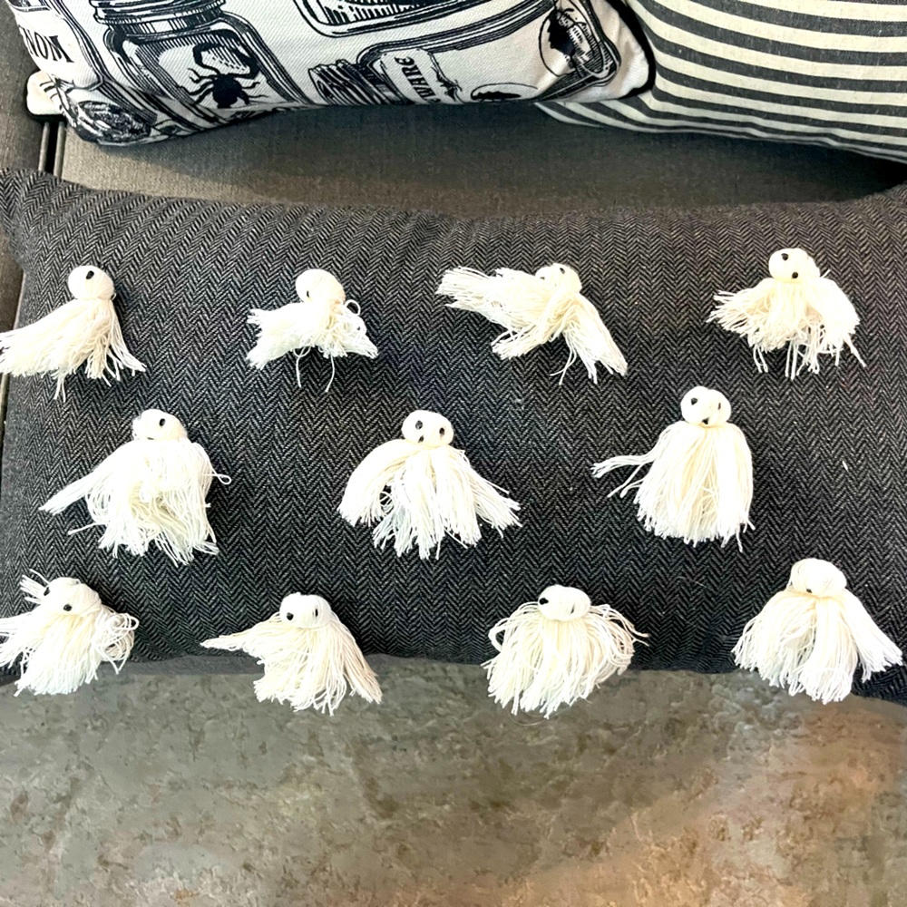 Halloween ghost throw pillow